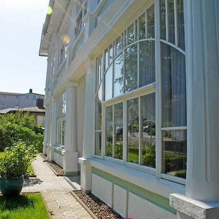 Rum i privatbostad Appartementhaus Im Ostseebad Sellin (Rugen)